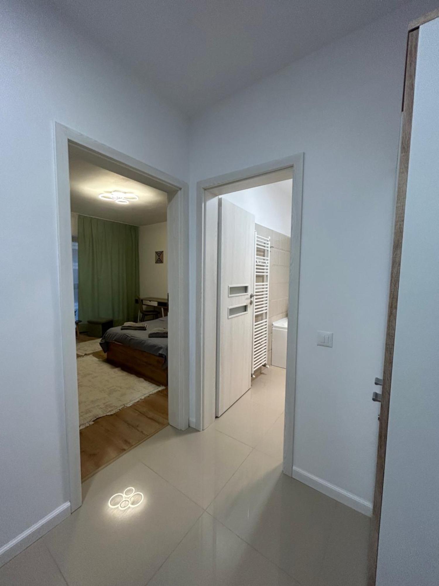 Apartament Stylish With Balcony At Exigent Plaza - 04