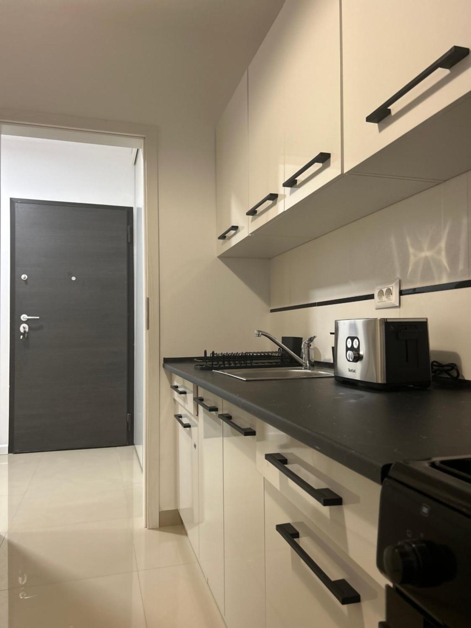 Apartament Stylish With Balcony At Exigent Plaza - 04 Bucureşti