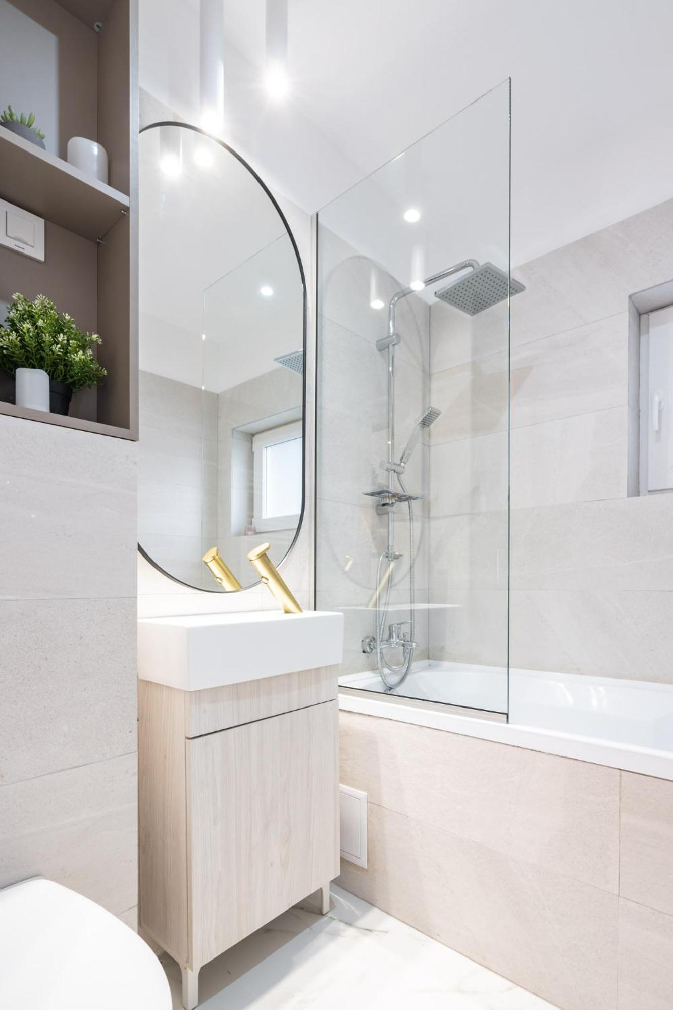 Elegant Escape With Balcony Calea Victoriei Apartment
