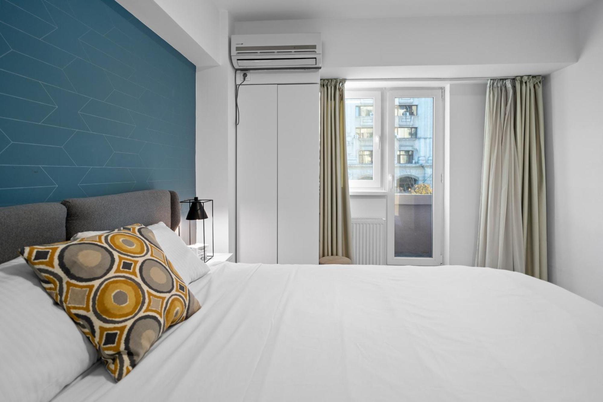 Parliament Pearl - Amazing View - Old Town Apartment *