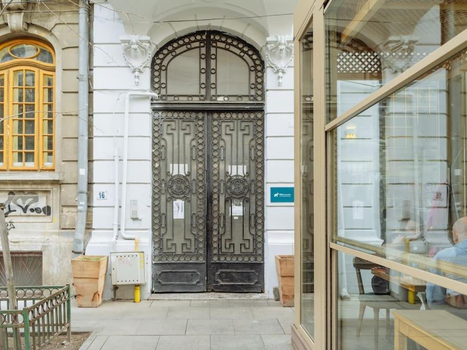 Chic 2br - Ateneu - Center Bucharest