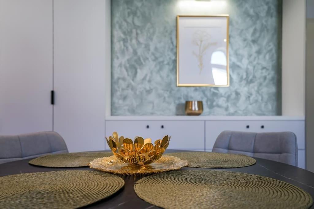 Chic 2br - Ateneu - Center Apartment *