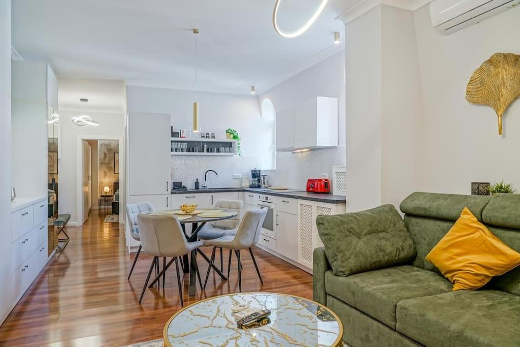Chic 2br - Ateneu - Center