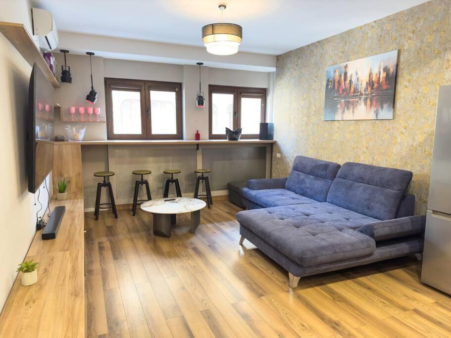 Centre Old Town Charm Apartment