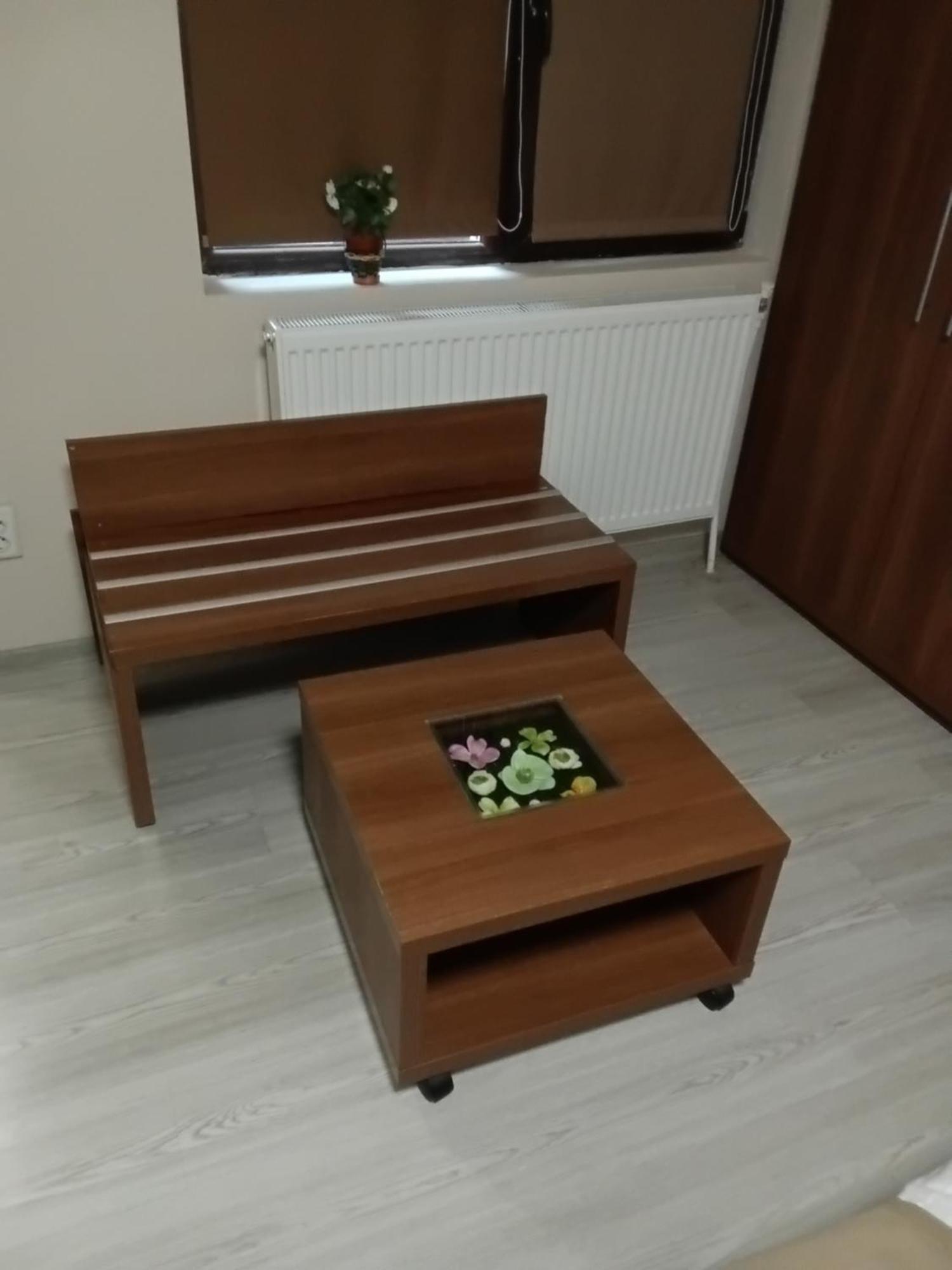 Apartment Aura's West Private Parking In Front Yard Bucharest