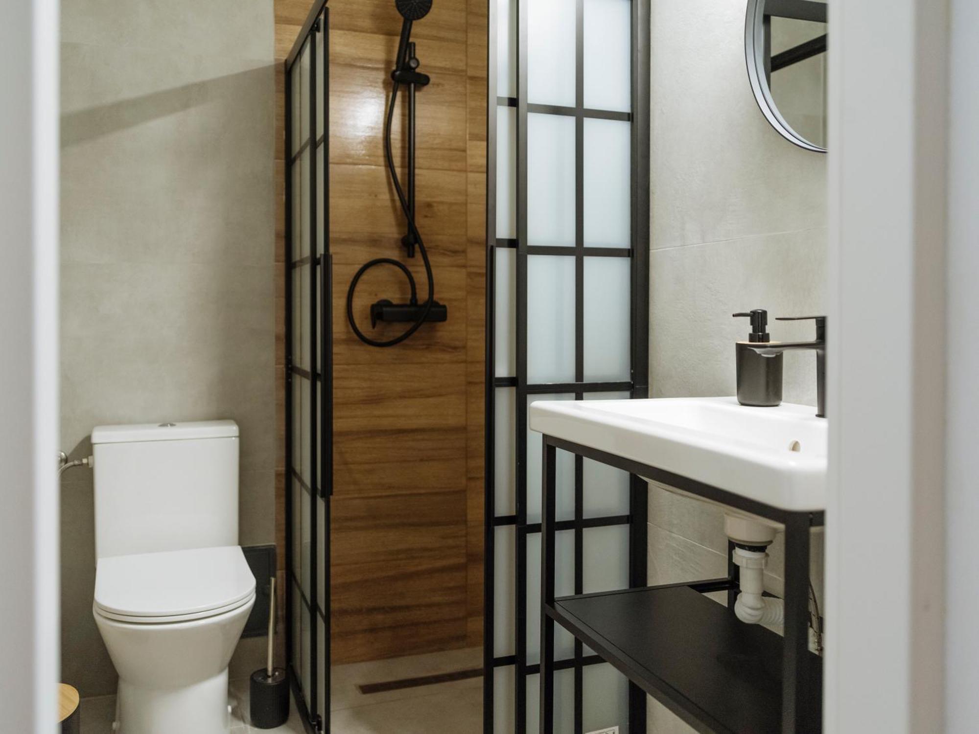 Luna - Romana Square Apartment