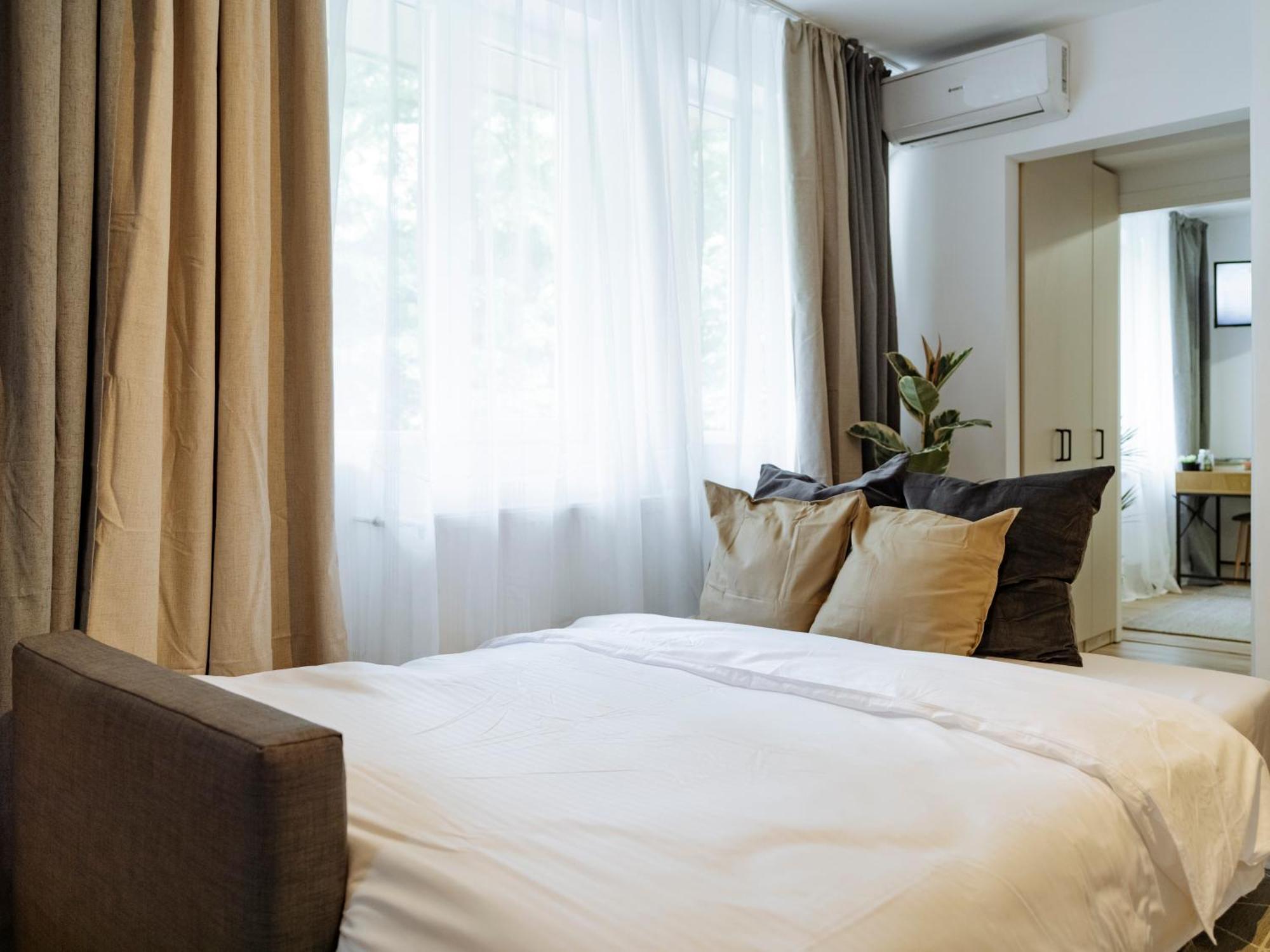Apartment Luna - Romana Square