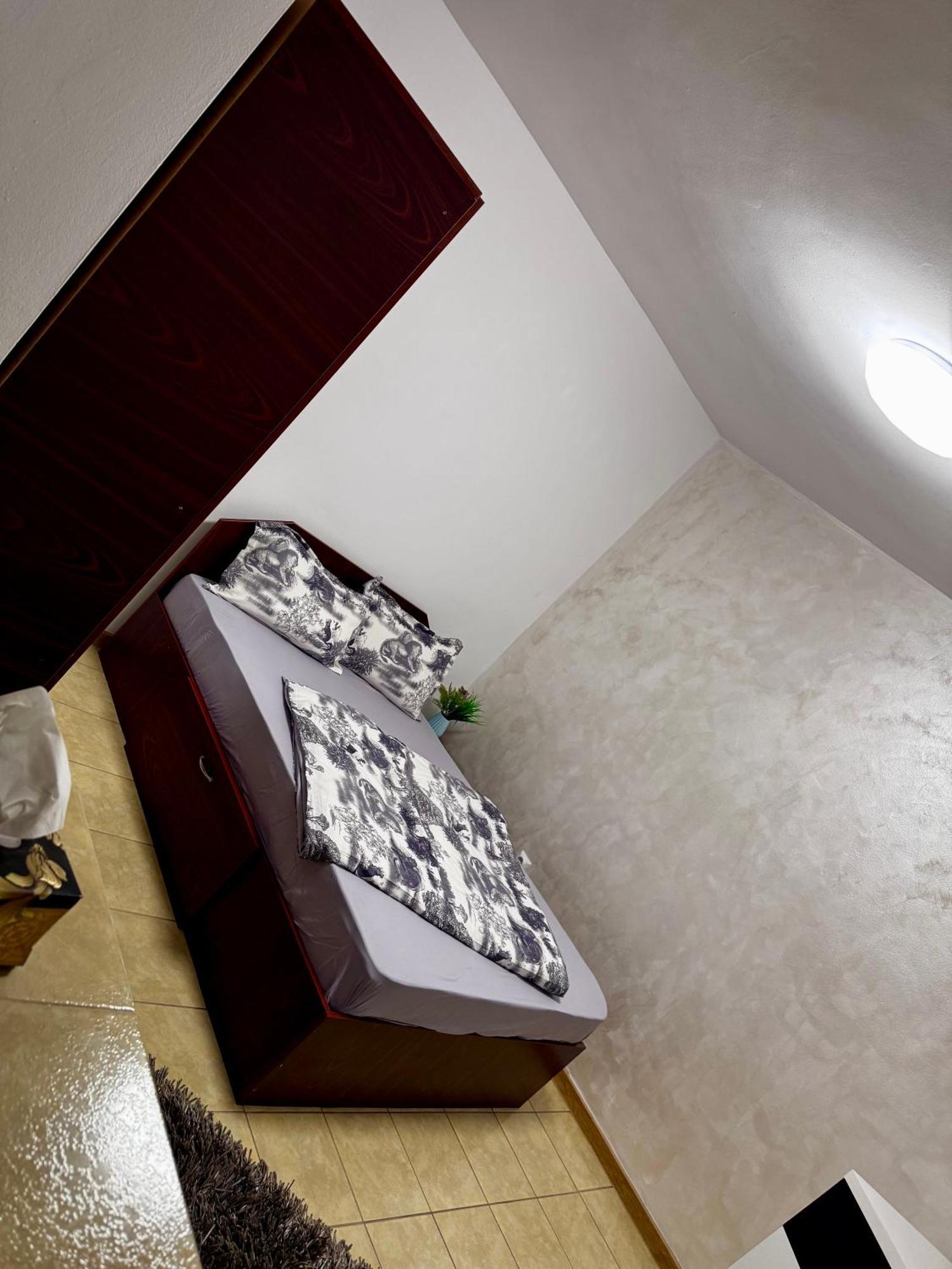 Efrem Guest house Bucharest