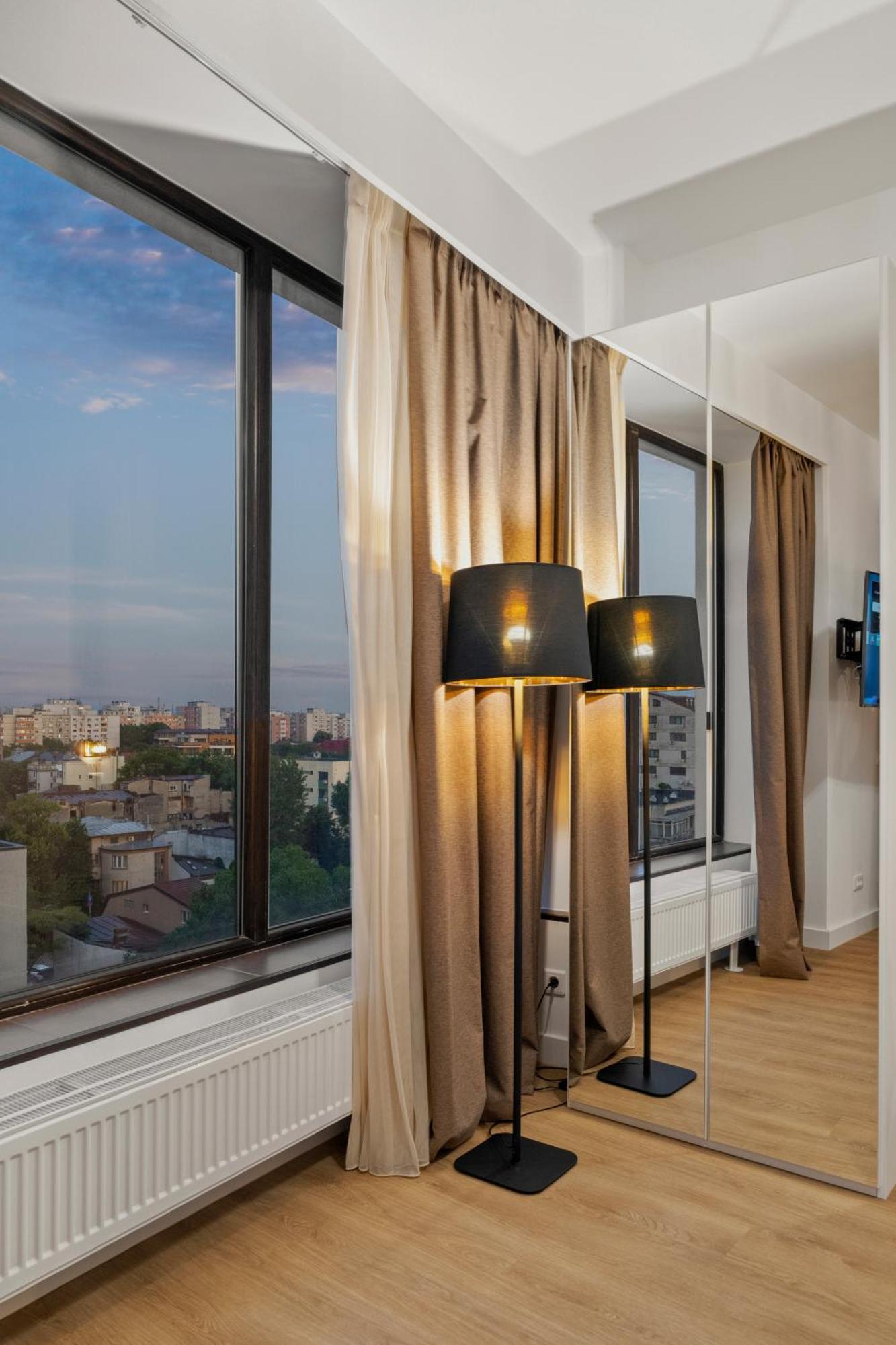 Crown Penthouse - Luxurious, & Vista , By Uni88 Apartment Bucharest