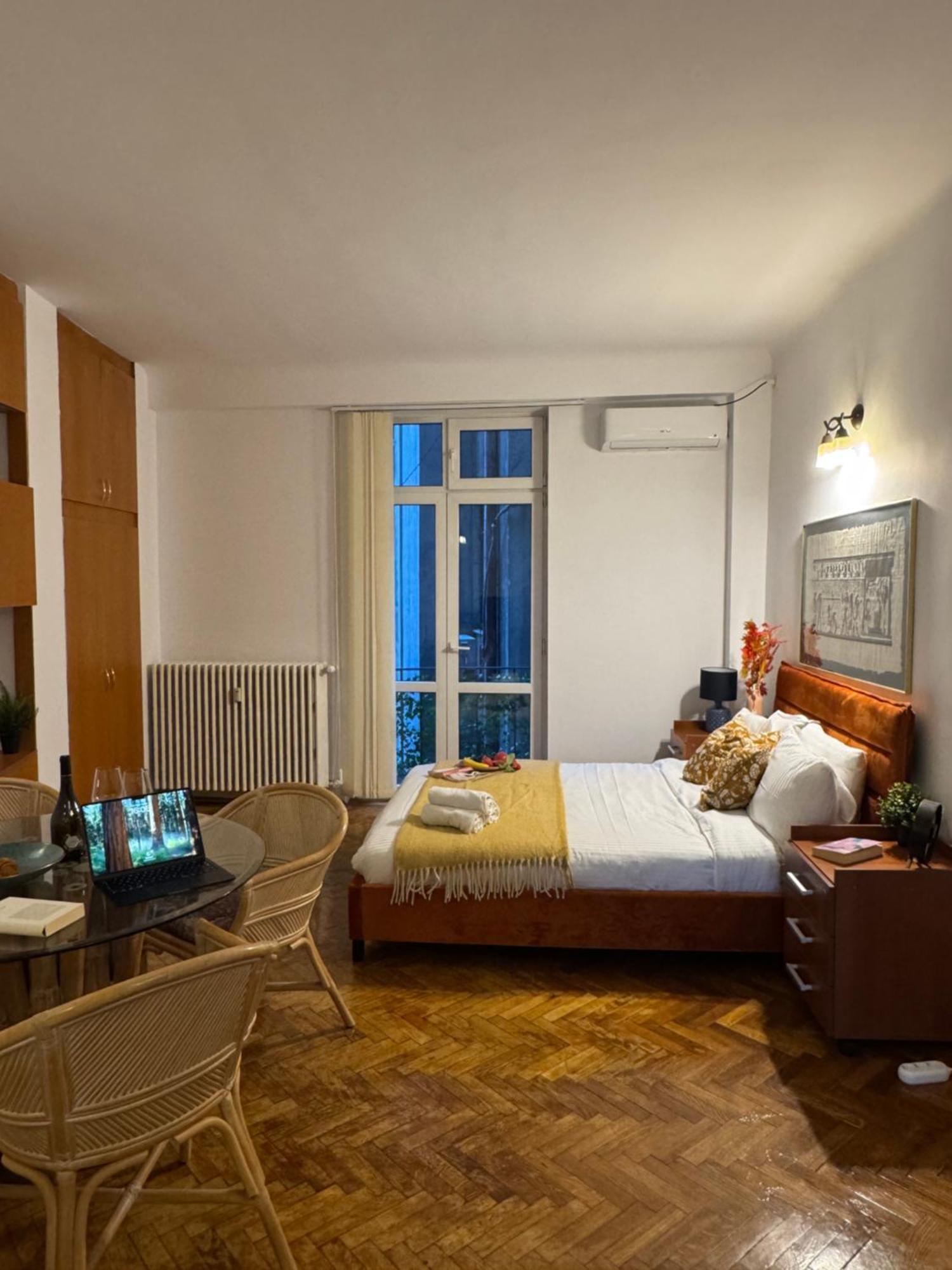 Cismigiu Garden Getaway Apartment