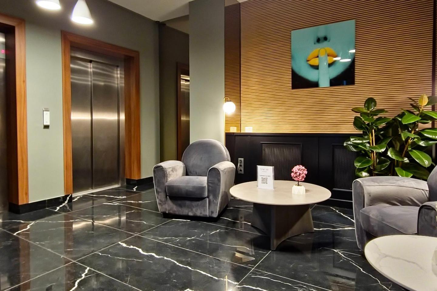Crown Penthouse - Luxurious, & Vista , By Uni88 * Bucharest