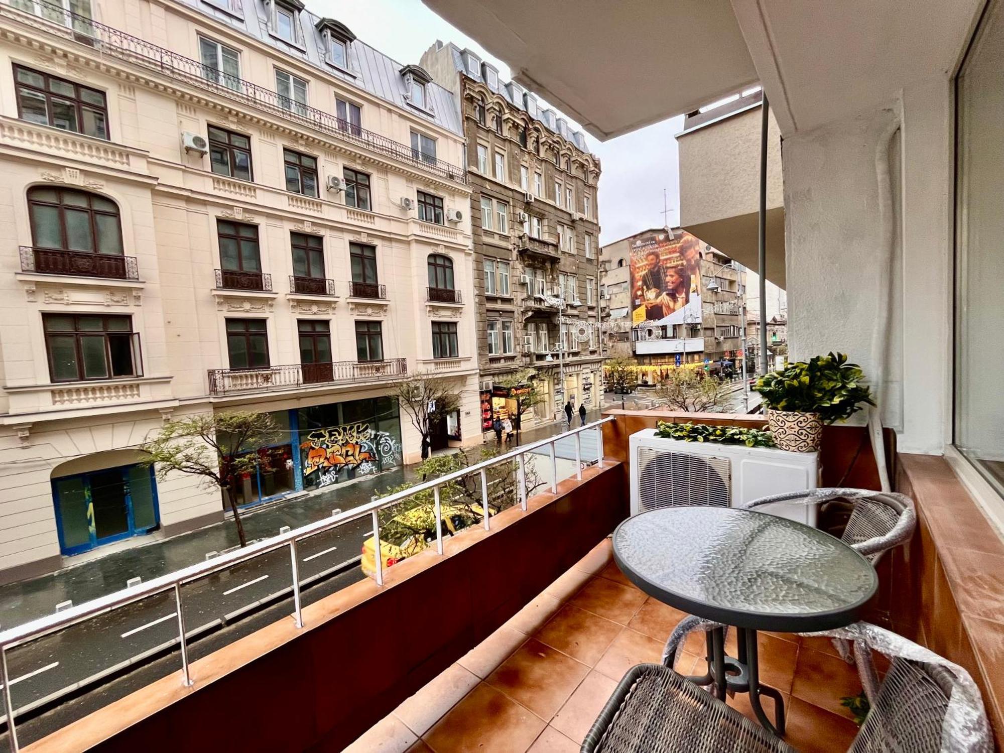 Apartment Cozy With Balcony Bucharest