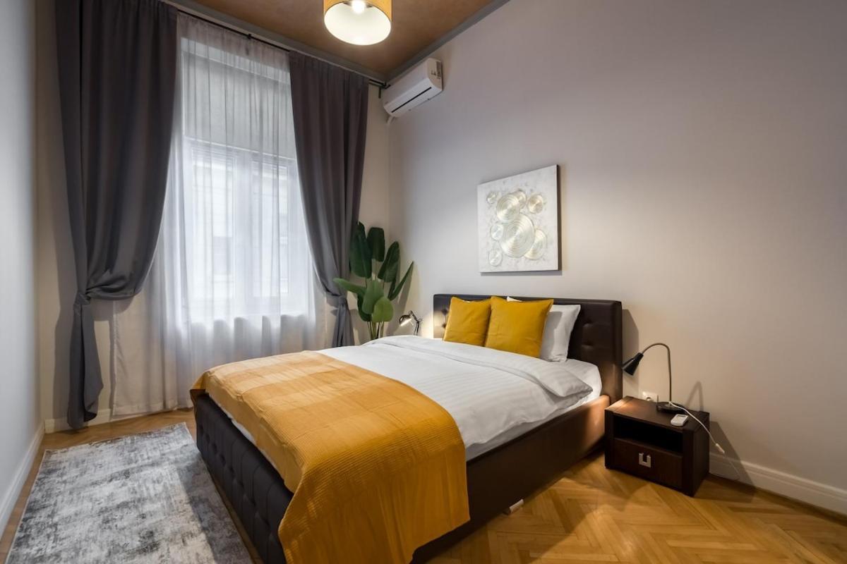 Superb 2br Flat - Amzei Square *