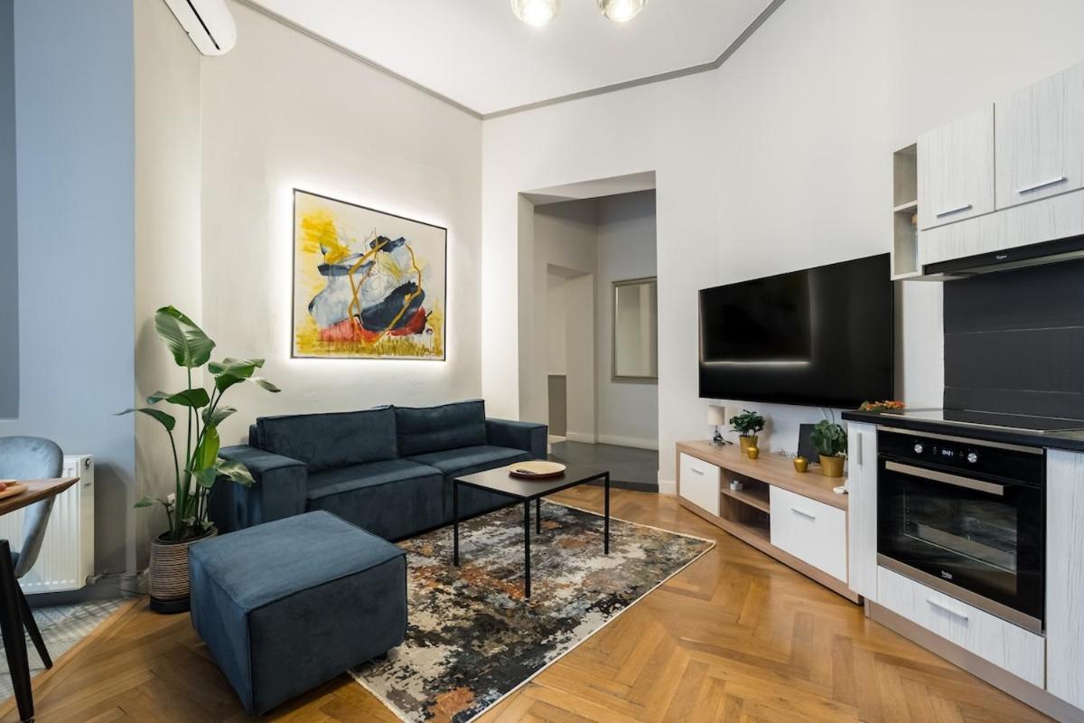 Superb 2br Flat - Amzei Square Apartment *