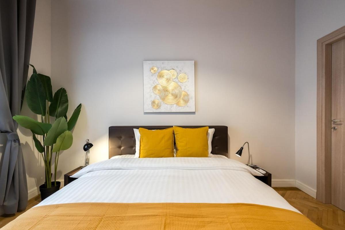 Apartment Superb 2br Flat - Amzei Square *