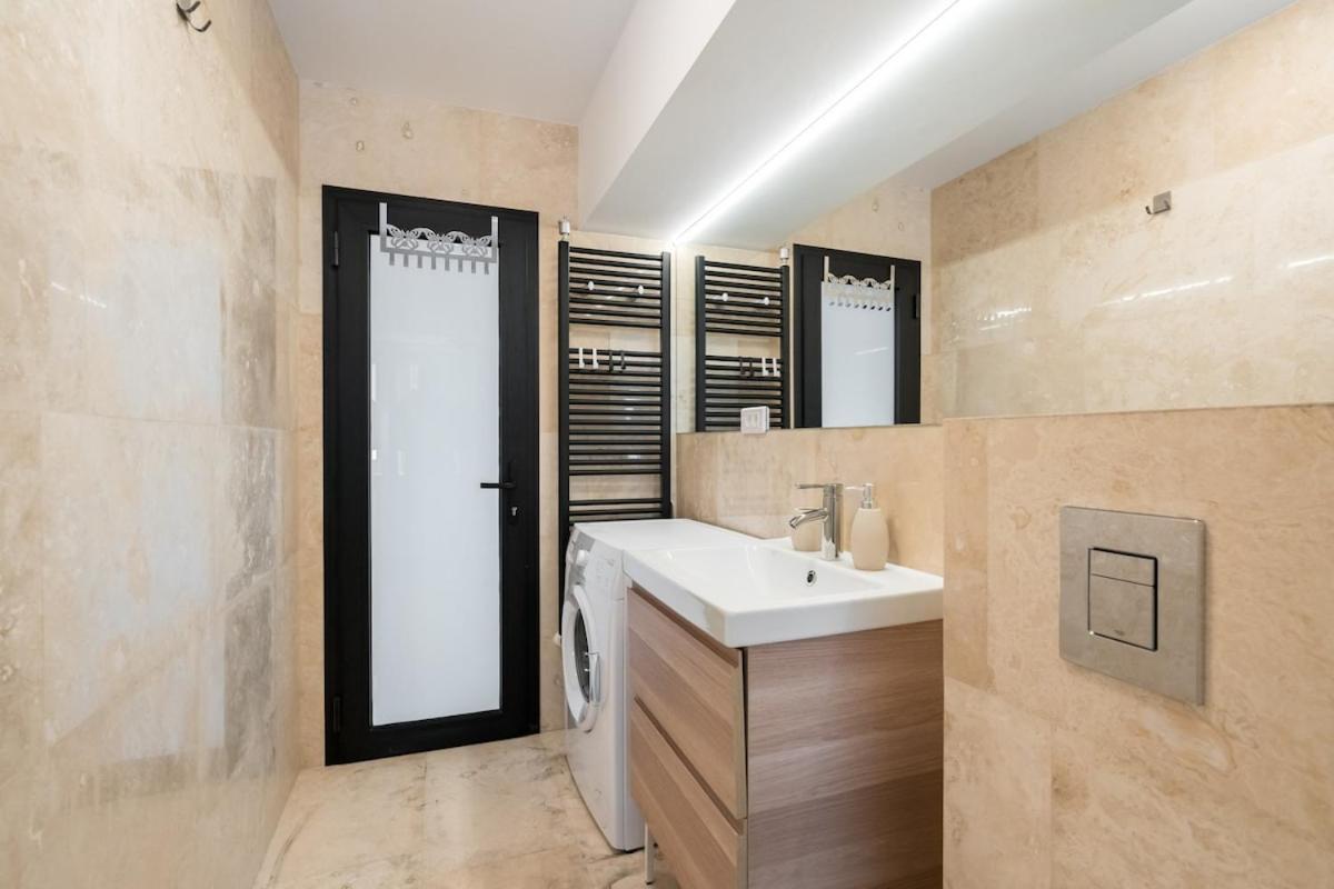 Apartment Modern 2br - Piata Unirii - Center Bucharest