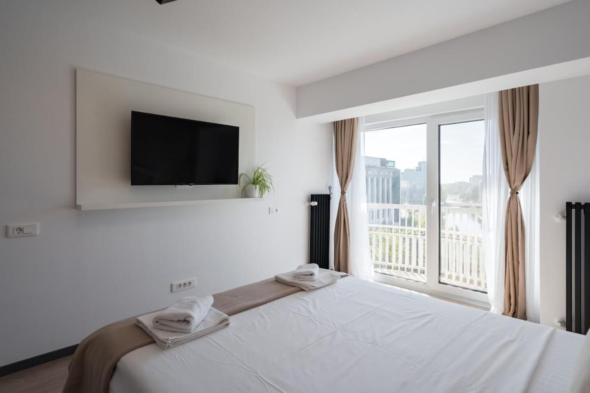 Apartment Modern 2br - Piata Unirii - Center