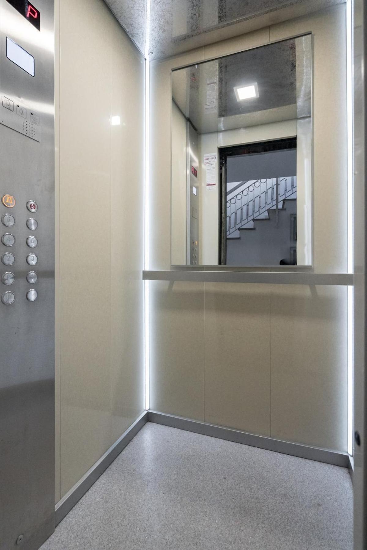 Modern 2br - Piata Unirii - Center *