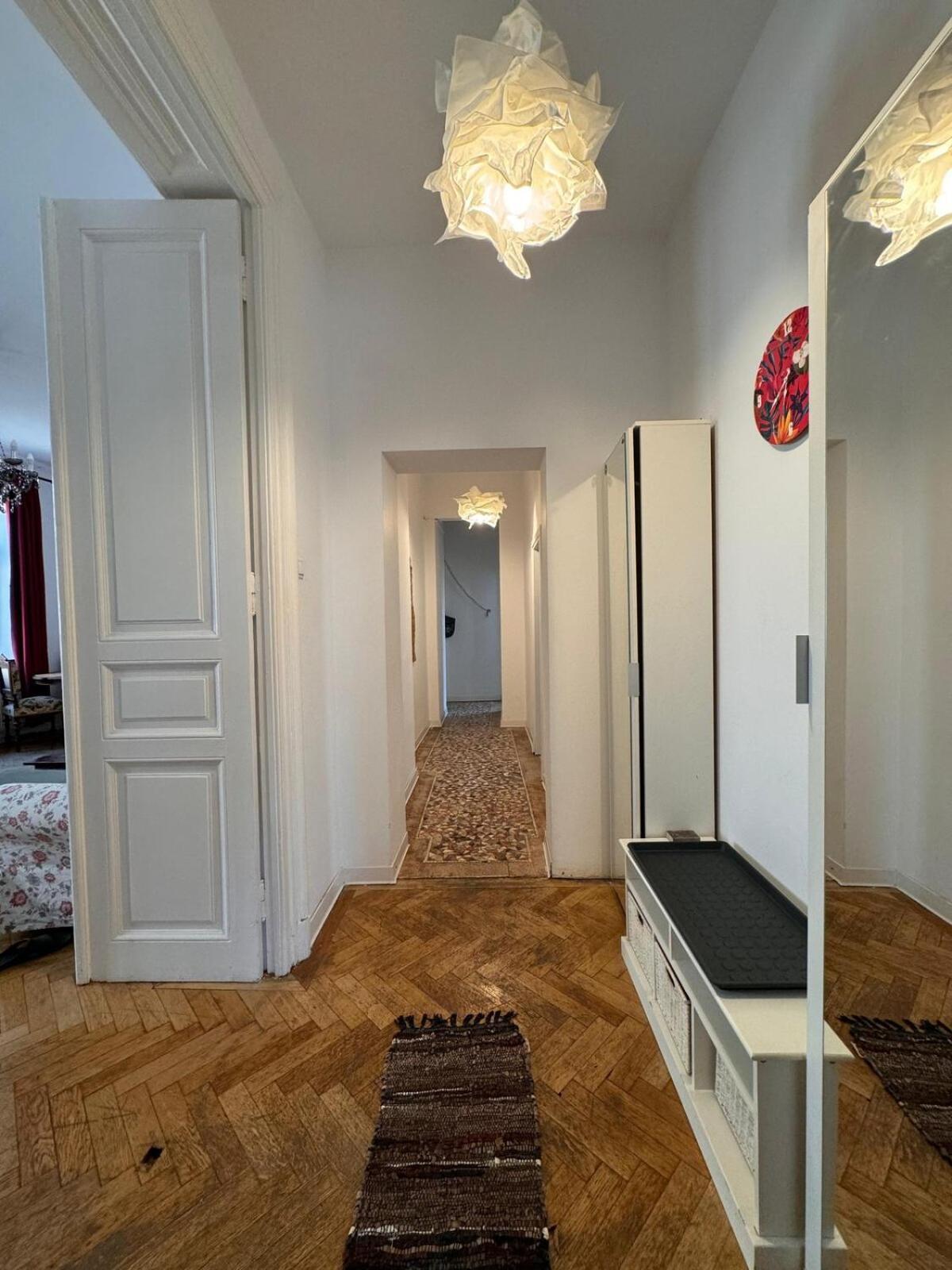Apartment Ultra *