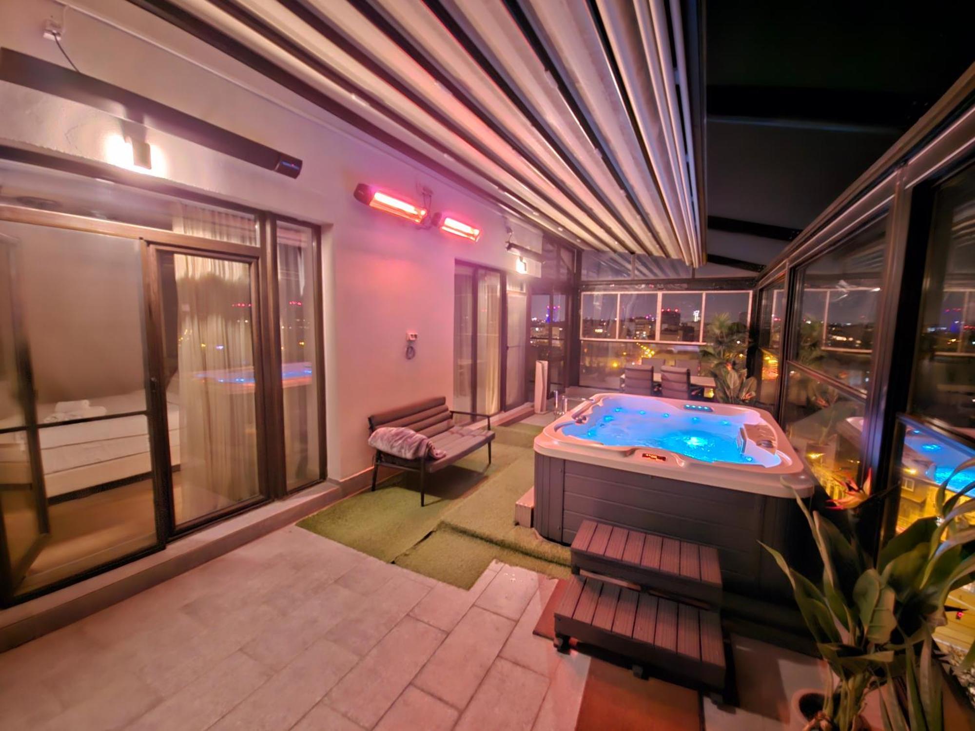 Crown Penthouse - Luxurious, & Vista Bucareste