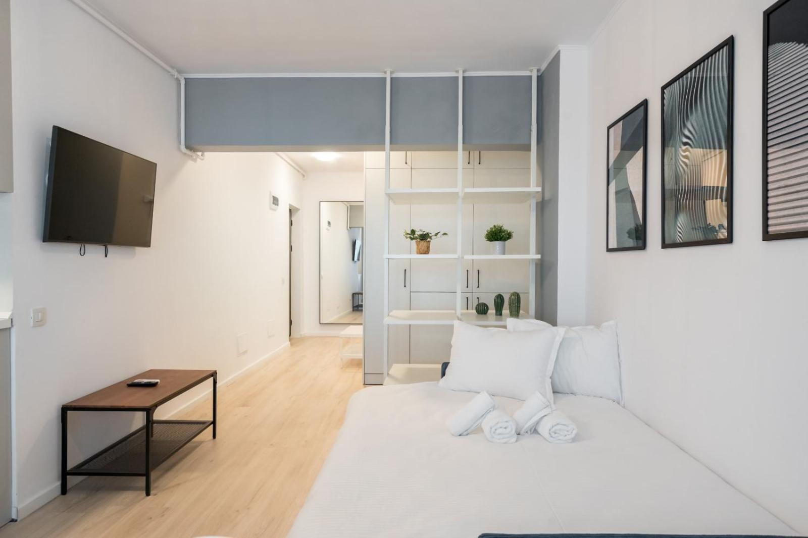 High-end With Panoramic View, Parking & Pool Apartment Bucharest
