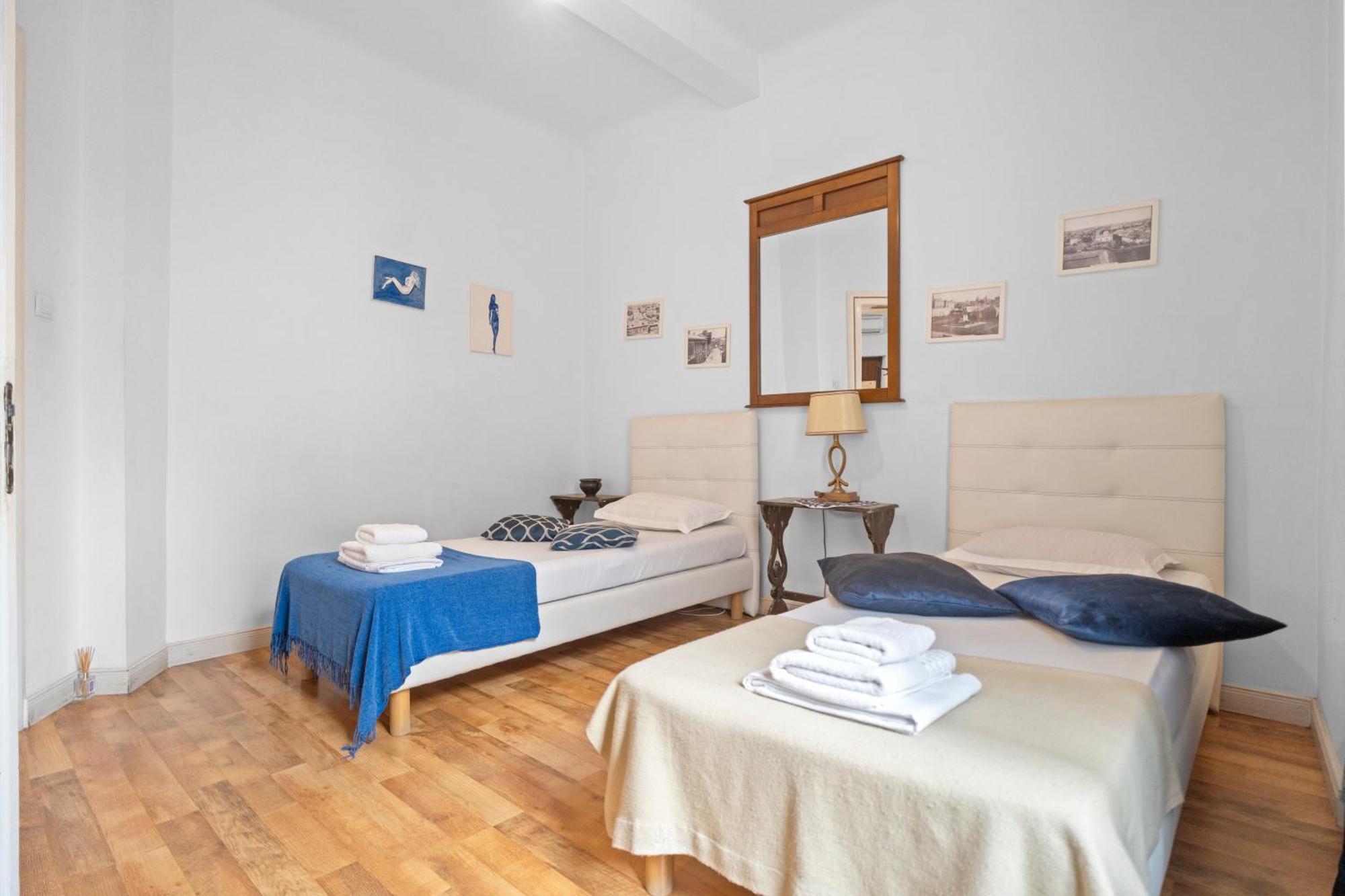 Golden Residences - & Penthouse In Old Town