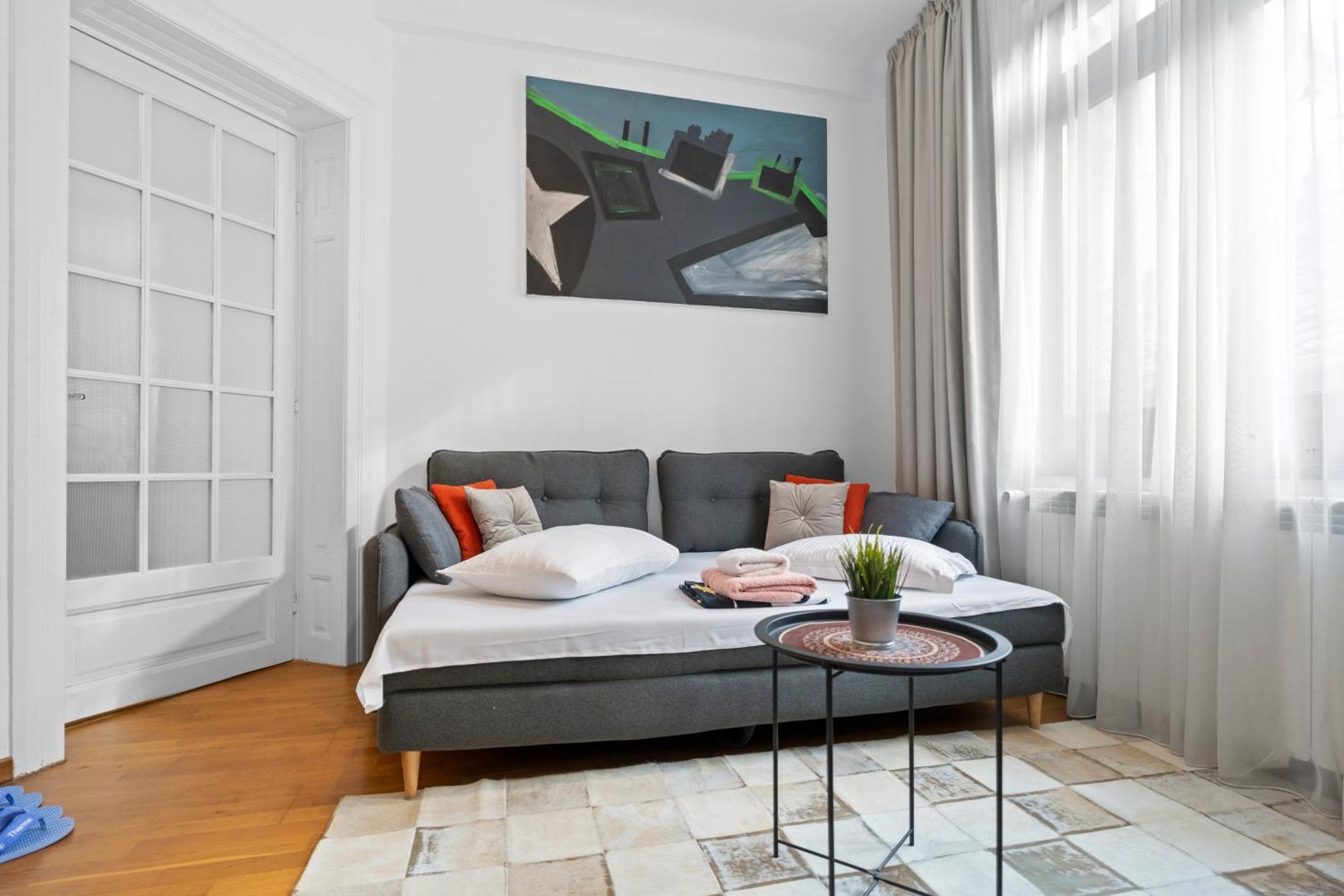 Golden Residences - & Penthouse In Old Town * Bucharest