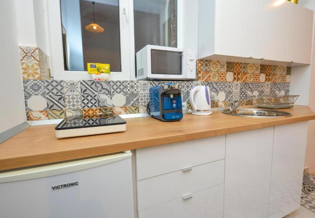 Chic Old Town Escape With Modern Comforts Apartment *