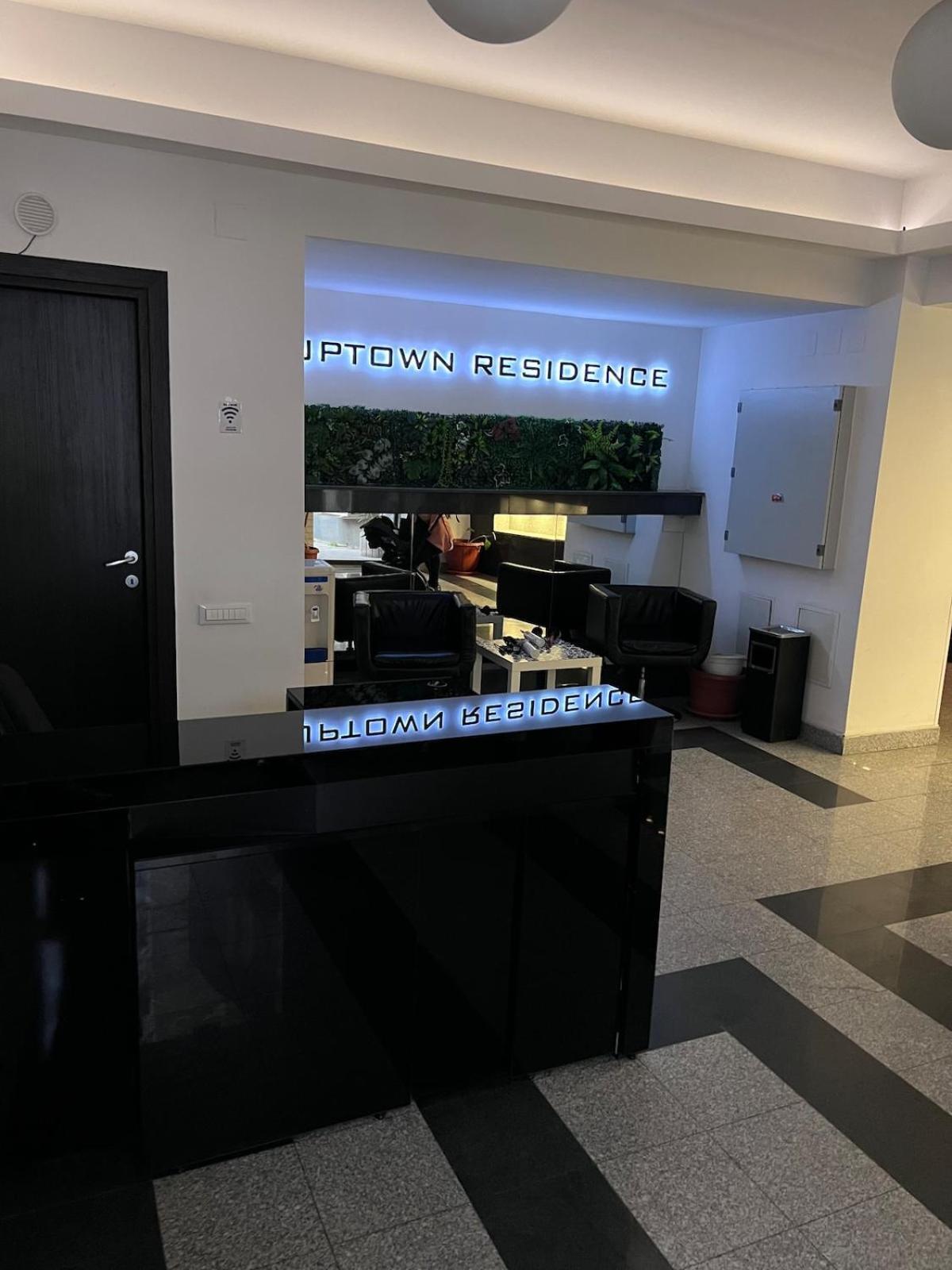 Apartment Uptown Flat