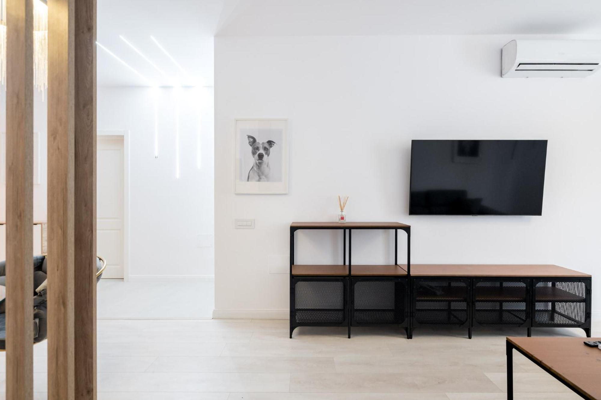Viapipera - Modern On Pipera Blvd * Bucureşti