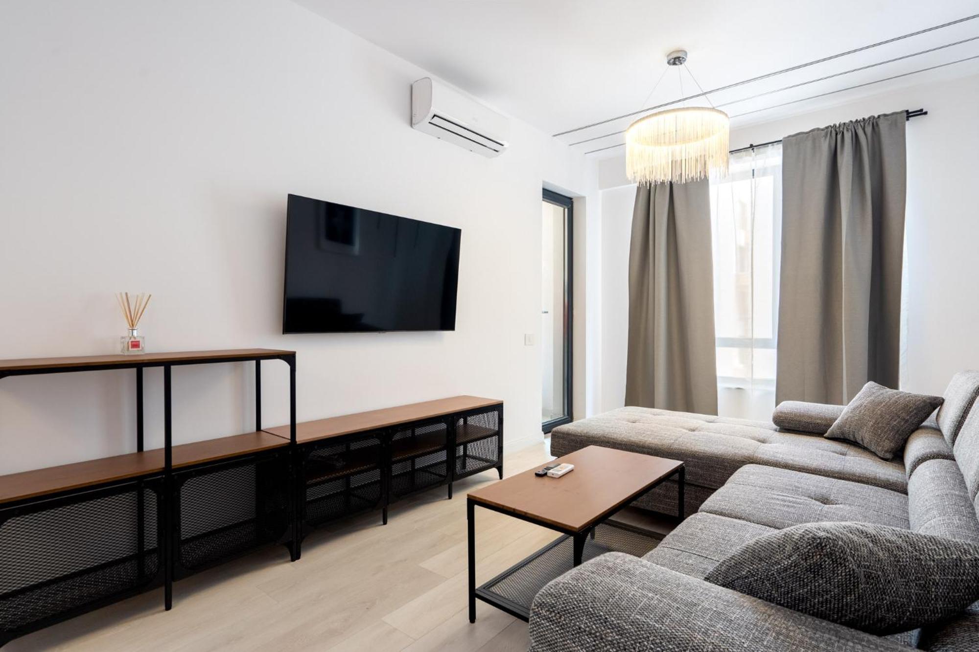 Viapipera - Modern On Pipera Blvd *