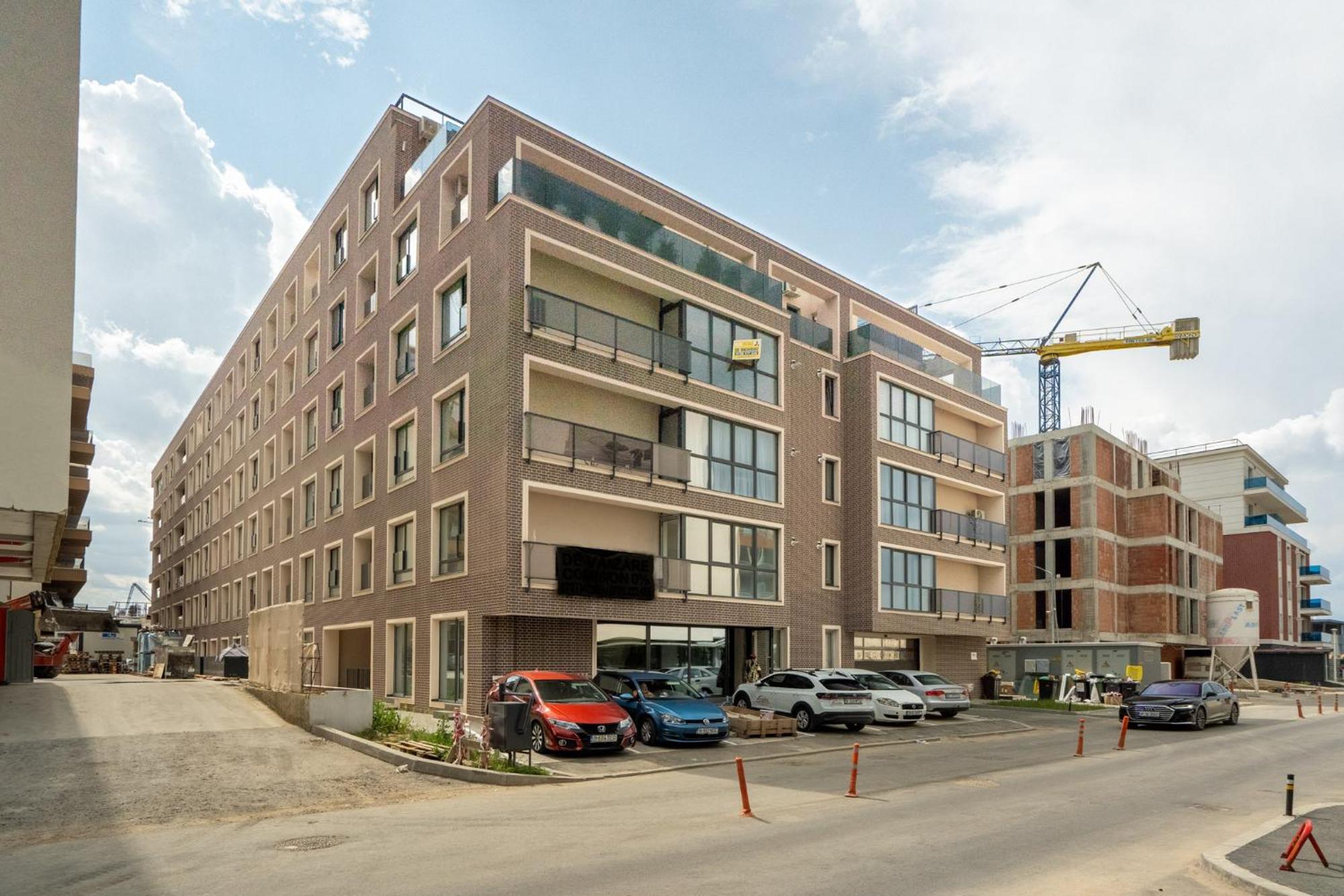 Viapipera - Modern On Pipera Blvd