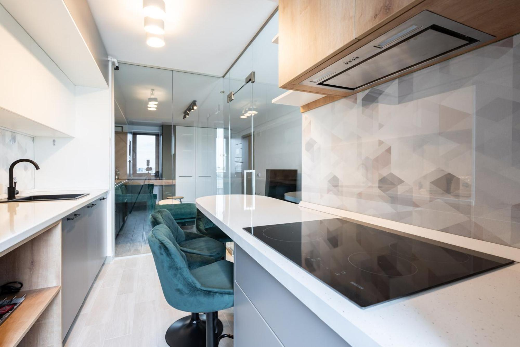 Classy Sassy - Elegant Escape In Timpuri Noi Bucharest