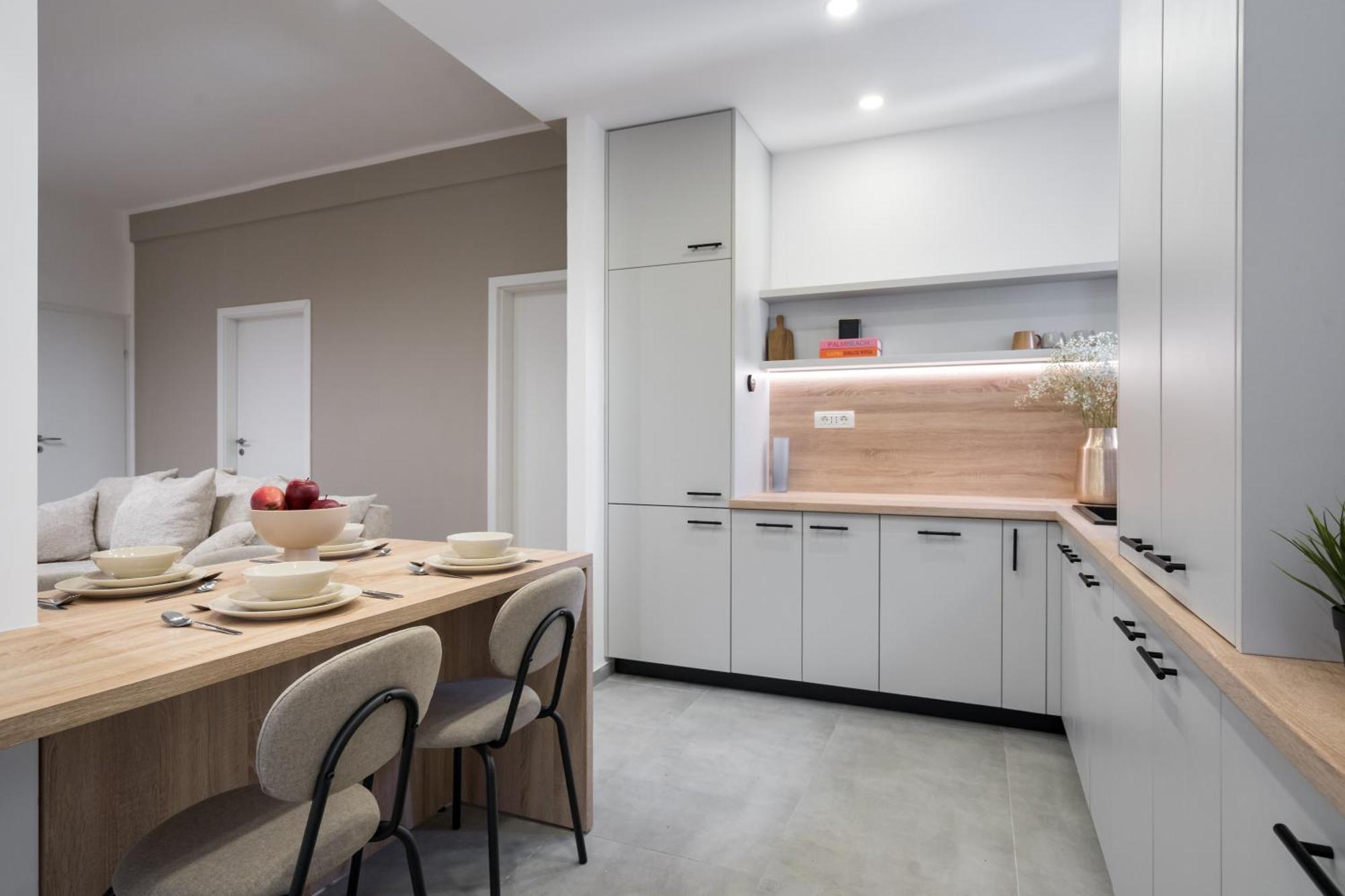 Cismigui Park 2 Bedrooms 16 Apartment *