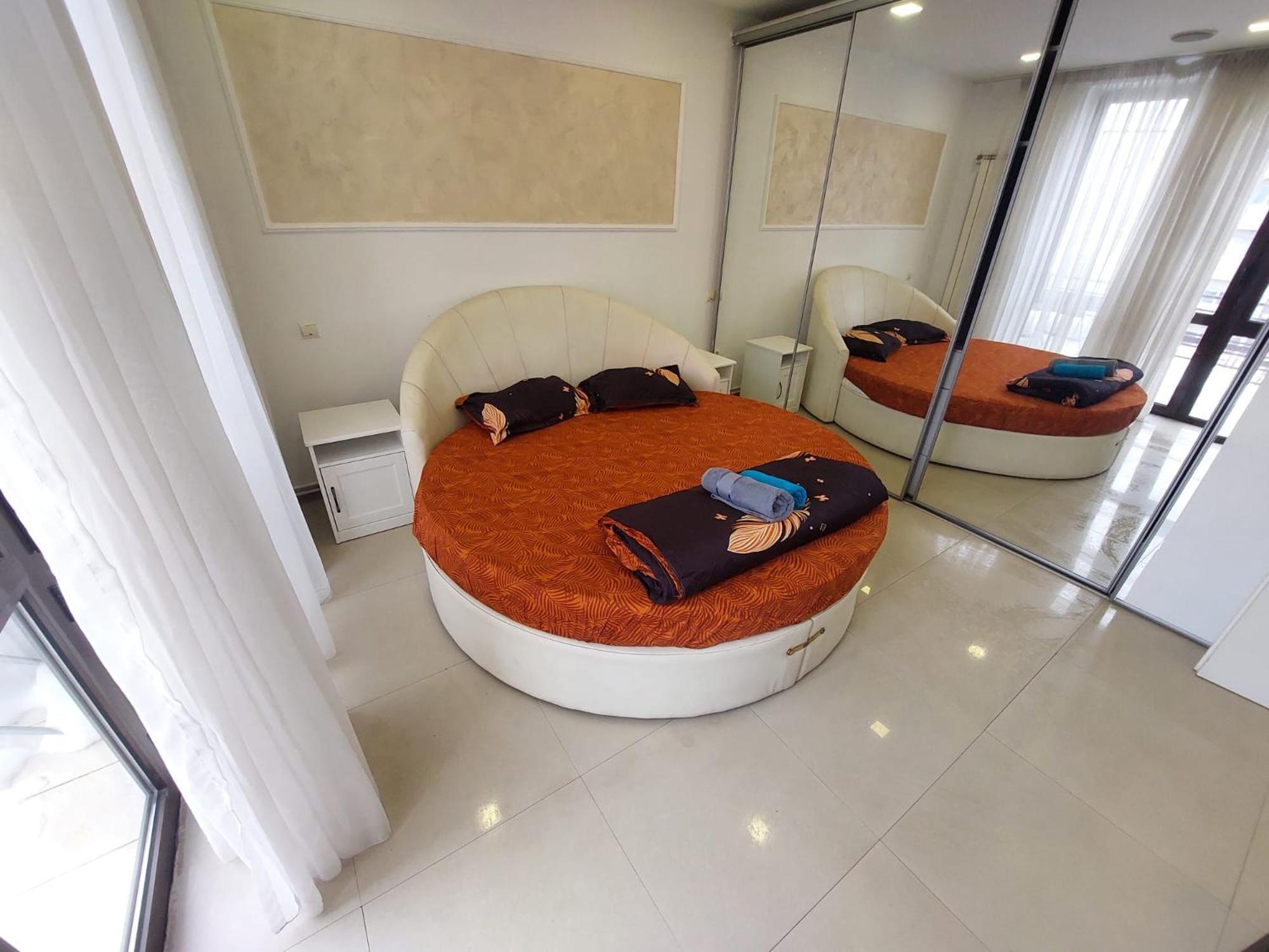 Penthouse Above The Center Apartment