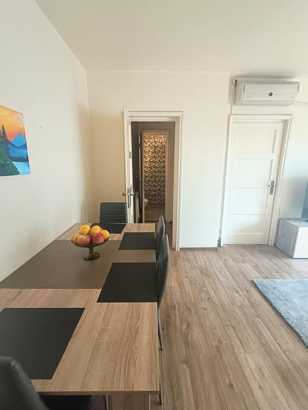 Metro Ultracentral Retreat Bucharest