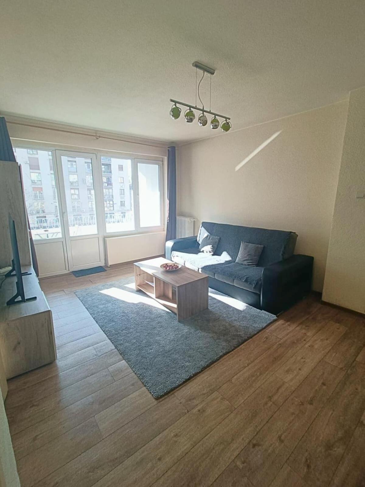 Metro Ultracentral Retreat Apartment *