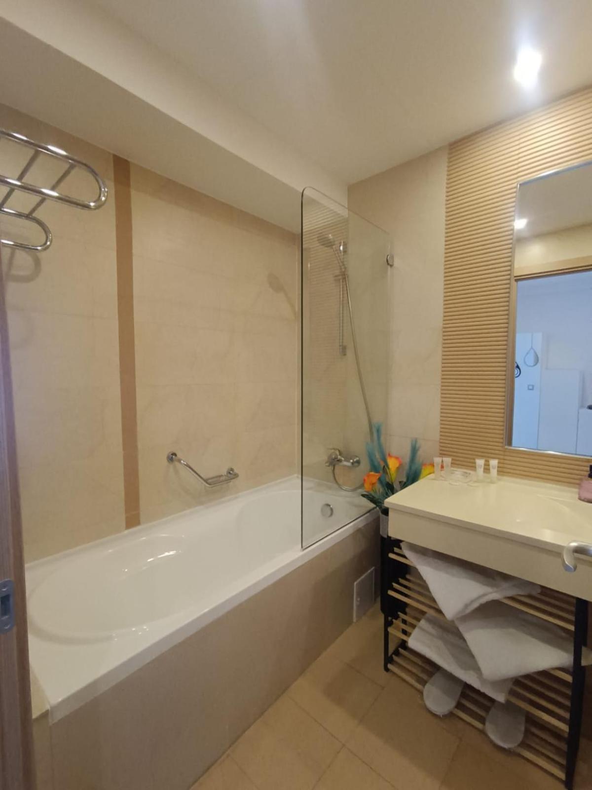 Eduard Elegance Rin Apartment *