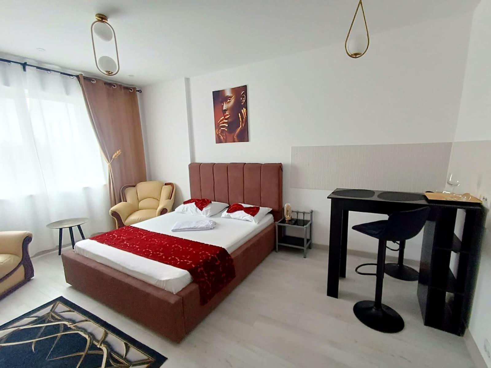 Eduard Elegance Rin Apartment