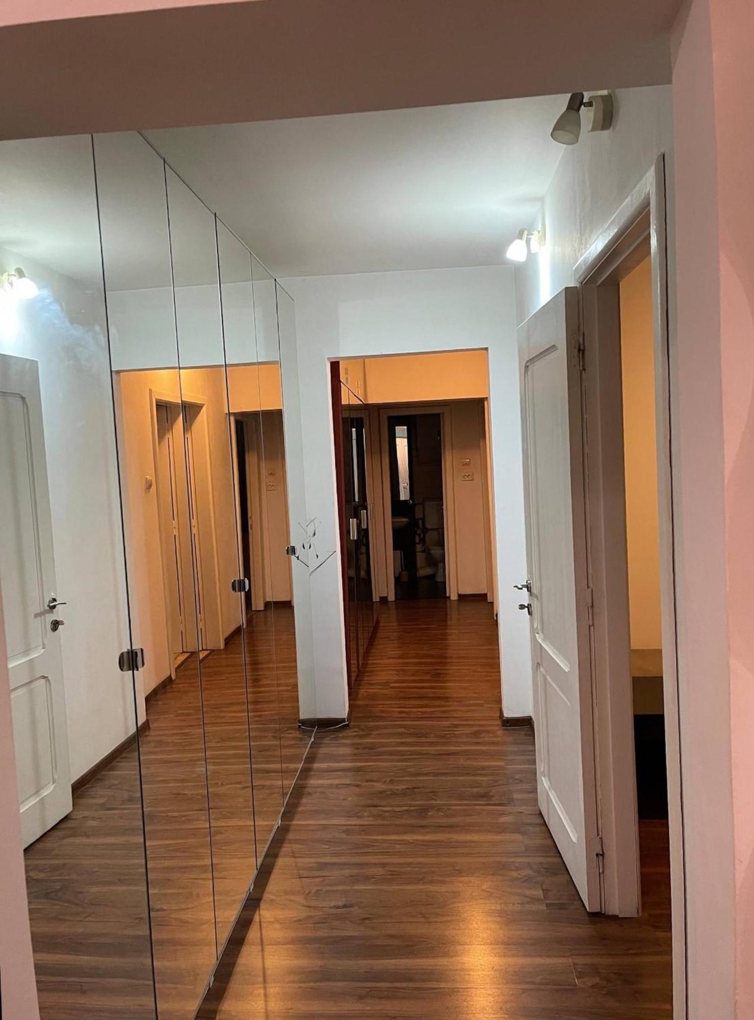 Enchanted Hearts Retreat Apartment Bucharest