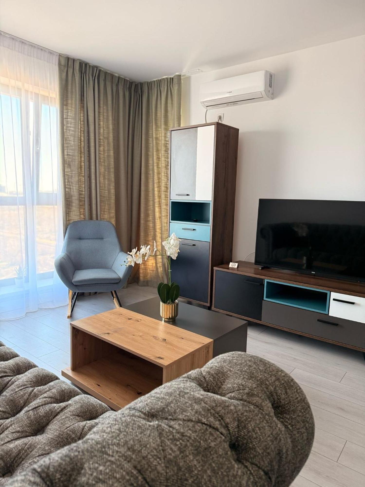 Onix Park Complex Elegant With Parking & Self Check In Bucareste