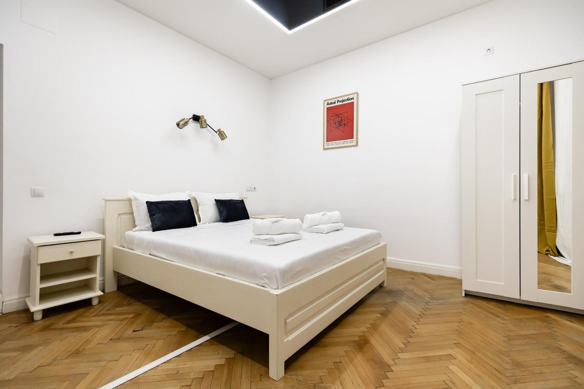 Bucharest Studios Aparthotel *