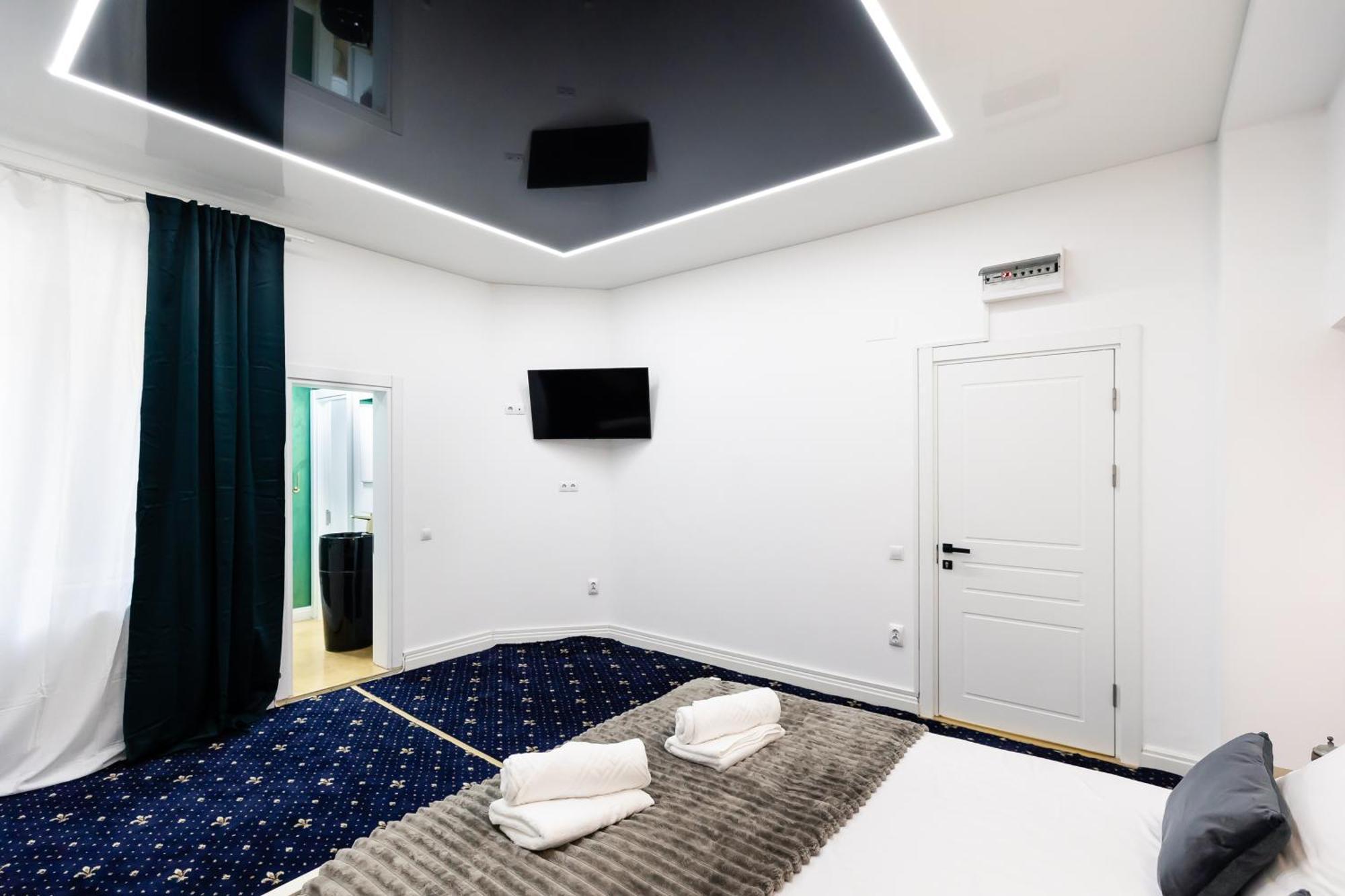 Bucharest Studios Aparthotel
