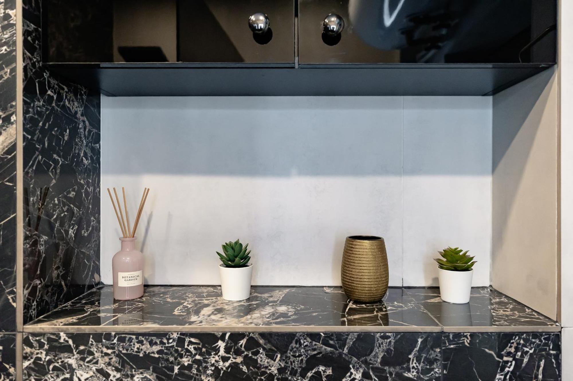 Lazys Haven Modern 3r In Center Apartment Bucharest