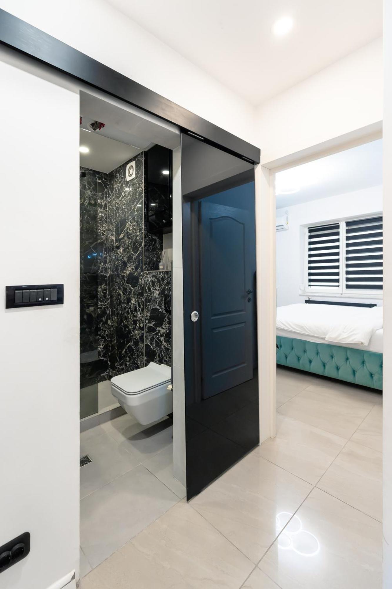 Lazys Haven Modern 3r In Center Apartment Bucharest