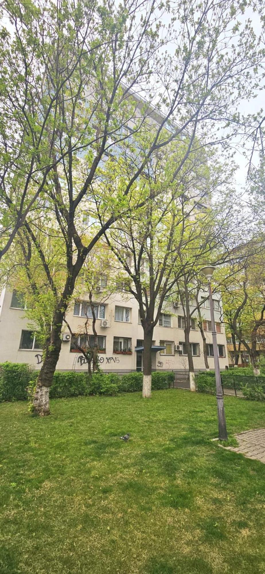 Yb Bucureşti