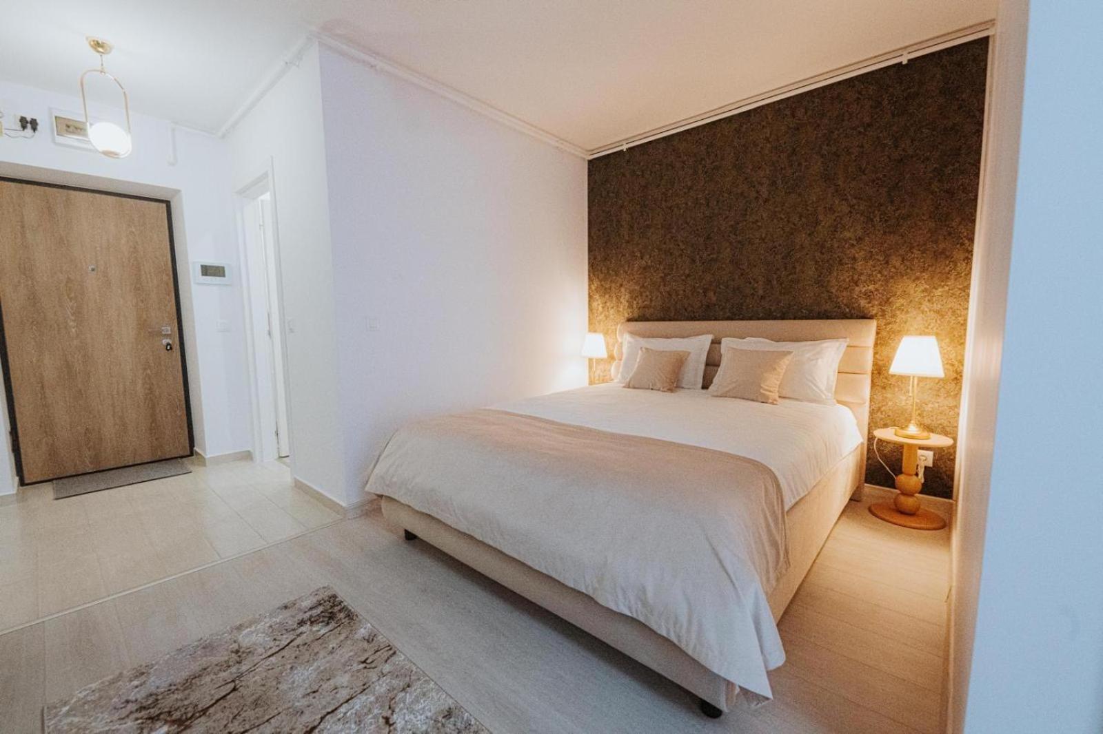 Mara Hills Apartment *
