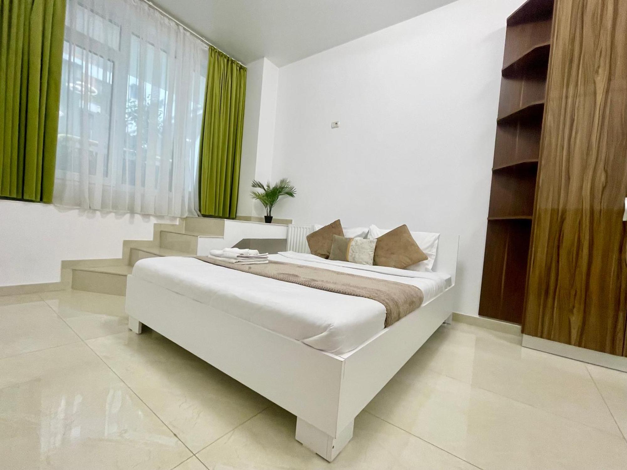 Adress Cd10 Apartment Bucharest