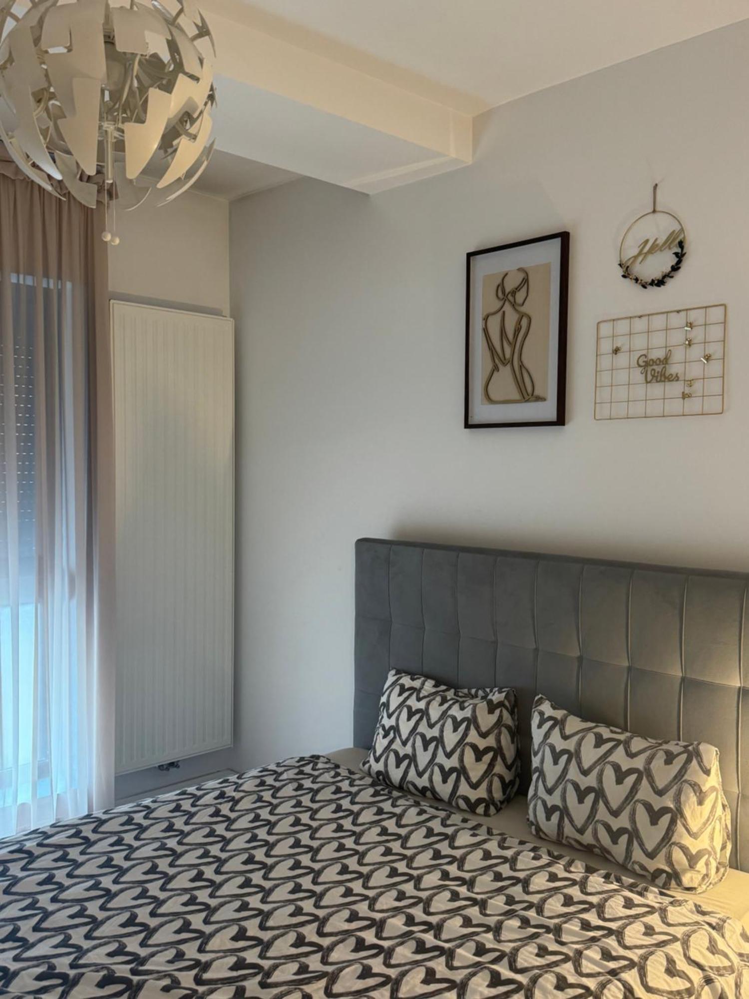 Twin Two In 21residence Politehnica - 1st Place *