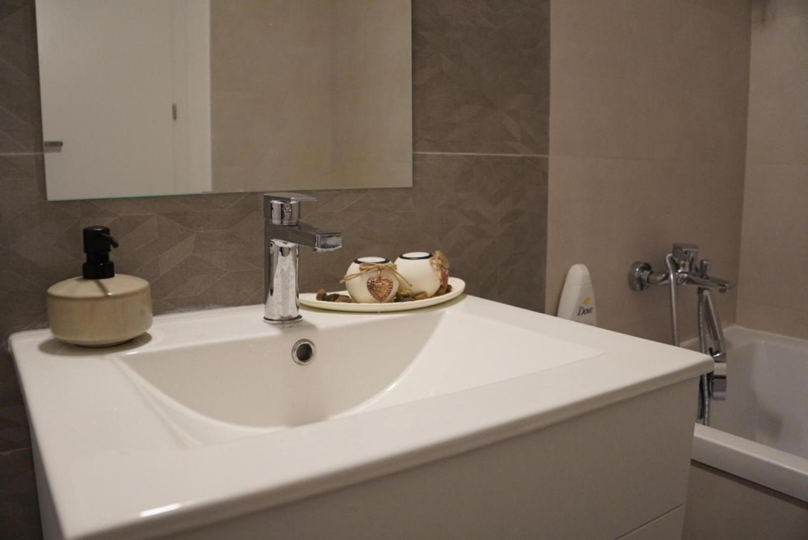 Invictus Apartment